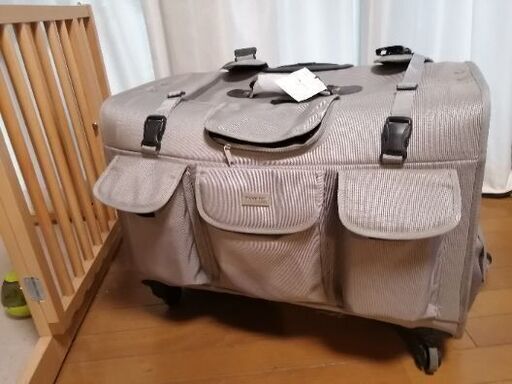 ペット3wayキャリーxL　リュック、キャリー、手提げ　take me 未使用　防災にも。