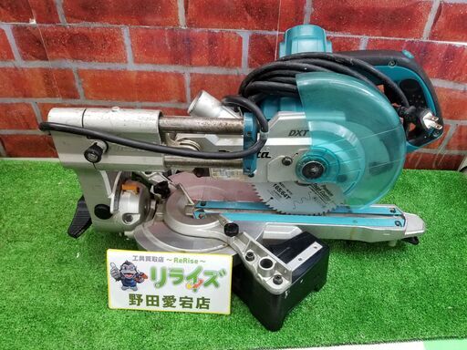 決算セール大特価！マキタ makita TD322 卓上スライドマルノコ ※ライト破損 セール価格9月末まで【リライズ野田愛宕店】【店頭取引限定】【中古】管理番号：ITT2OB2ZQVLC