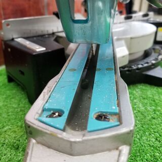 決算セール大特価！マキタ makita TD322 卓上スライドマルノコ ※ライト