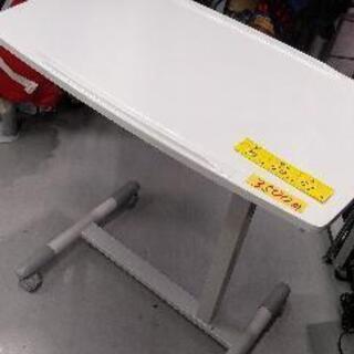 キャスター付きサイドテーブル(高さ調整可能・ホワイト)40109