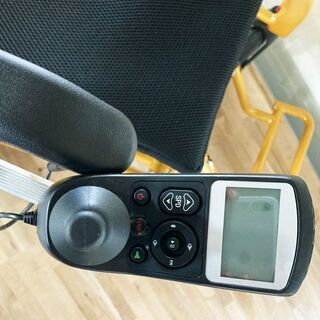 バッテリー付☆電動車イス 80109
