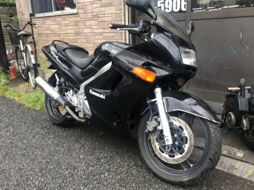 ZZR250 黒❗