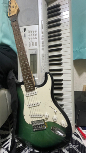 鍵盤楽器、ピアノ CASIO LK-208