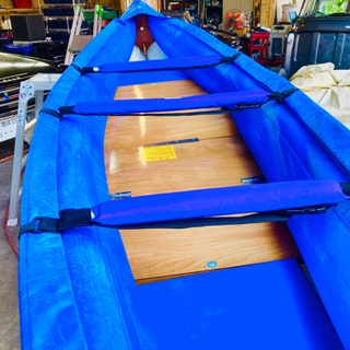 商談中。売り切ります！コロナでも遊び尽くせる！シーカヤック！