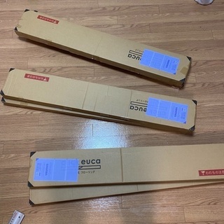 傷つけないフローリングタイル　床材　１２帖分