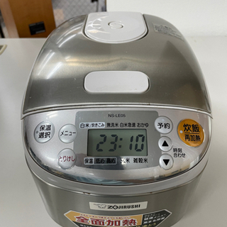 2011年式　ZOJIRUSHI NS-LE05-XA 炊飯器