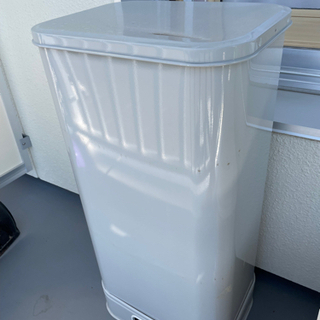屋内用灯油タンク付きFF式石油ストーブ 屋内用灯油タンク付きFF式石油ストーブ