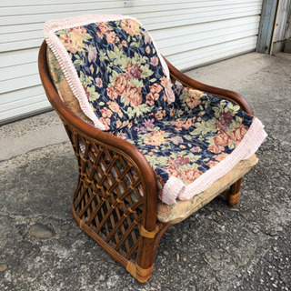 籐の座椅子❣️丸みがあり可愛いです✨籐チェア 椅子 イス