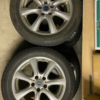 215/55R17 スタッドレス　 メーカーブリヂストン　ブリザック　VRX2