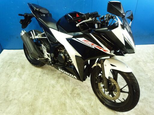 HONDA CBR150R 白/黒 決算大売り出し価格 期間限定 諸経費０円 始動確認済み 自賠責保険加入で乗れます 即納車有り 横浜 都筑 P-Yard