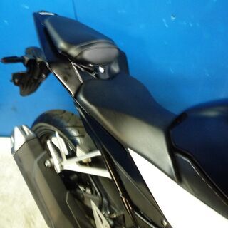 HONDA CBR150R 白/黒 決算大売り出し価格 期間限定 諸経費0円 始動