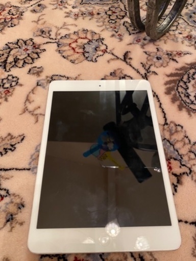 Apple iPad mini 2 Wi-Fiモデル 16GB シルバー ME279J/A