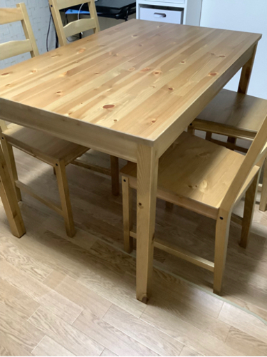 成約済み　IKEA イケア　ダイニングテーブルと椅子4脚