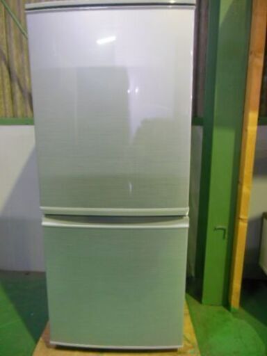 SHARP　冷蔵庫　SJ-D14C-S　2017年製　中古品