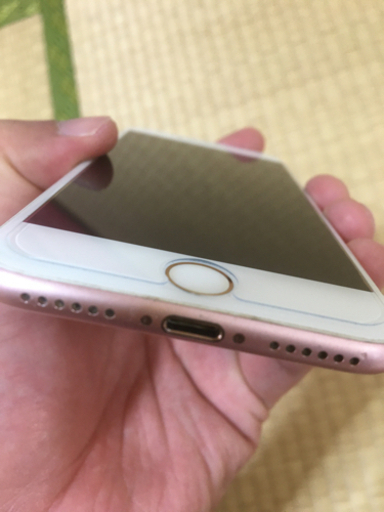 iPhone7 256GB ローズゴールド　SIMフリー　早期取引希望です。