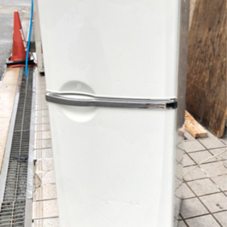 🍒冷蔵庫１３６L⁉️大阪市内配達無料🉐⭕️保証付き🆘