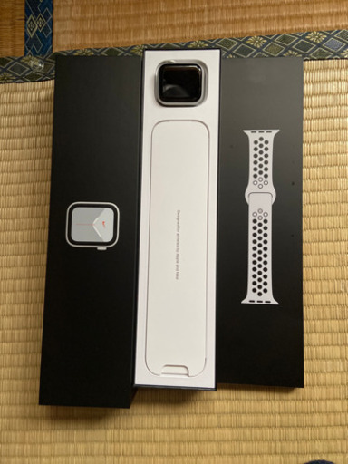 Apple Watch series5 40mmシルバー