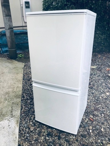 ♦️EJ922番 SHARPノンフロン冷凍冷蔵庫 【2013年製】