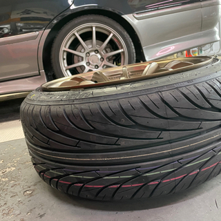 18インチ114.3/100マルチ 9.5j＋19 ホイール4本 新品タイヤ付き 【公式 
