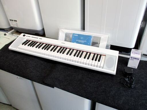 美品 ヤマハ 電子 ピアノ NP-12WH キーボード piaggero/ピアジェーロ 61鍵 ホワイト 2018年製 YAMAHA 札幌市 中央区