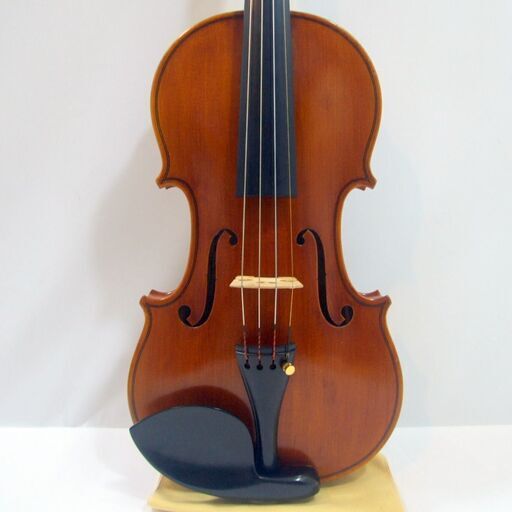 メンテ済み 希少 スズキバイオリン No550 4/4 虎杢 1981年 高グレード Jos Lorenz 弓 ケース 美品セット  状態良い 虎杢 国産製造 ピラストロオブリガード弦新品 ガルネリタイプ顎あて搭載 全国発送対応 中古バイオリン 名古屋近郊 手渡し可能 愛知県清須市より 管理（カ）8589