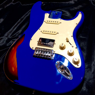 エレキギター ストラトキャスター アルダーボディ マルチレイヤー