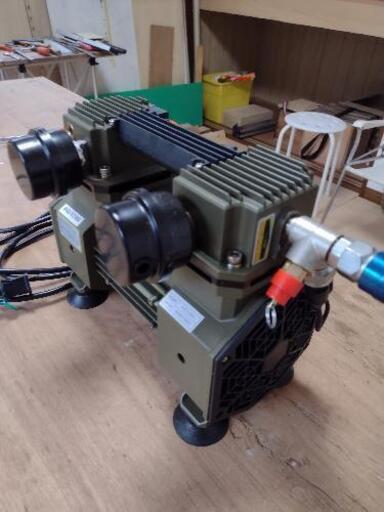 コンプレッサー新品です。