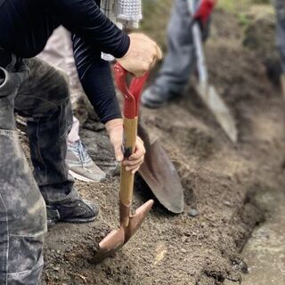 体力に自信のある方大募集!!　☆職人の手元作業☆