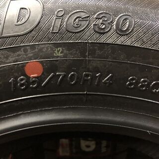 新品 YOKOHAMA ice GUARD iG30 185/70R14 14インチ スタッドレス 4本 ノート フリード カローラフィールダー等　(VTK392) クレジットカード QR決済可能