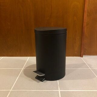ペダル式　ゴミ箱　ブラック　ニトリ