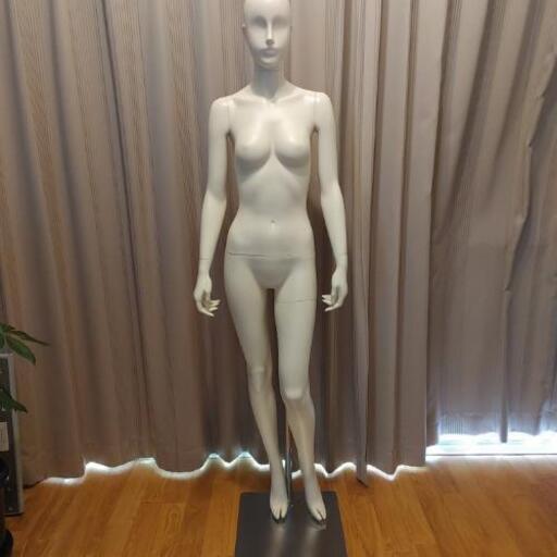 ⑦綺麗、激安！顔シルエットあり　メンズ　レディース　マネキン