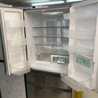 日立大型冷蔵庫格安品です！