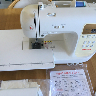 電動ミシン　シンガー　SN777α