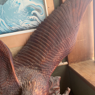 値下げしました 木彫りの置物 ワシ(代理出品)