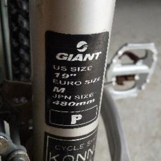 GIANT クロスバイク スパイクタイヤ付き GIANT クロスバイク スパイクタイヤ付き