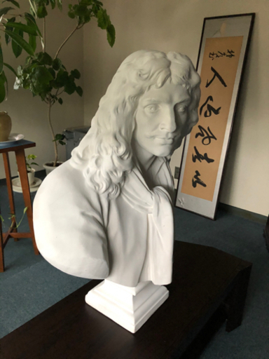 決まりまして。モリエール　デッサン　像
