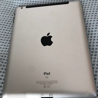 ★ジャンク扱い★Apple　iPad2　部品取りに！