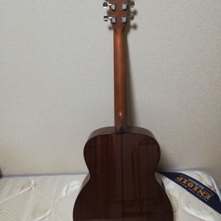 モーリスアコースティックギター美品ソフトケースつき - 楽器