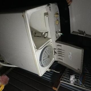 ５０円２層式洗濯機