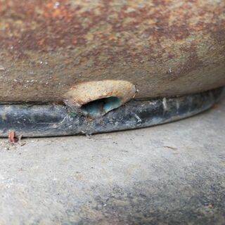 睡蓮鉢　スイレン　メダカ　金魚　陶器　78cm　水抜き穴