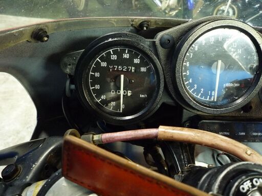 YAMAHA TZR250R 白/赤 決算大売り出し価格 期間限定 諸経費0円 始動