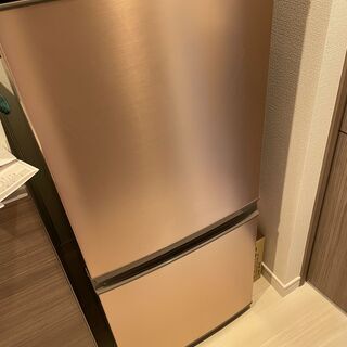 SHARP 2枚ドア 2019年制 冷蔵庫