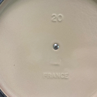 ル・クルーゼ　ココットロンド　20センチ