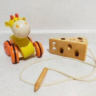 木製玩具　キリン　チーズひも通し　知育玩具