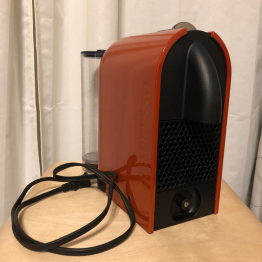 ネスプレッソ本体　オレンジ