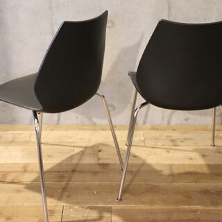 Cassina(カッシーナ)取り扱いのメーカーKartell(カルテル)の