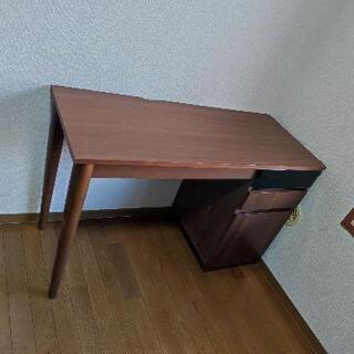 勉強机　ニトリ
