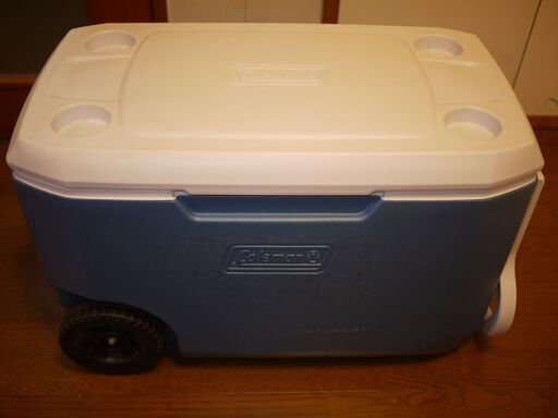 コールマン　クーラーボックス　ホイール付き　62QT 容量約58L アイスブルー