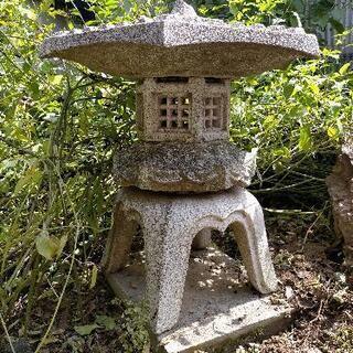 灯籠　灯篭　庭　庭石　石