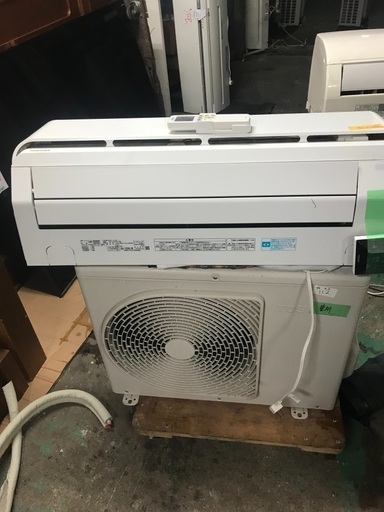2015 Toshiba 6 畳。 無料のエアコンの設置
